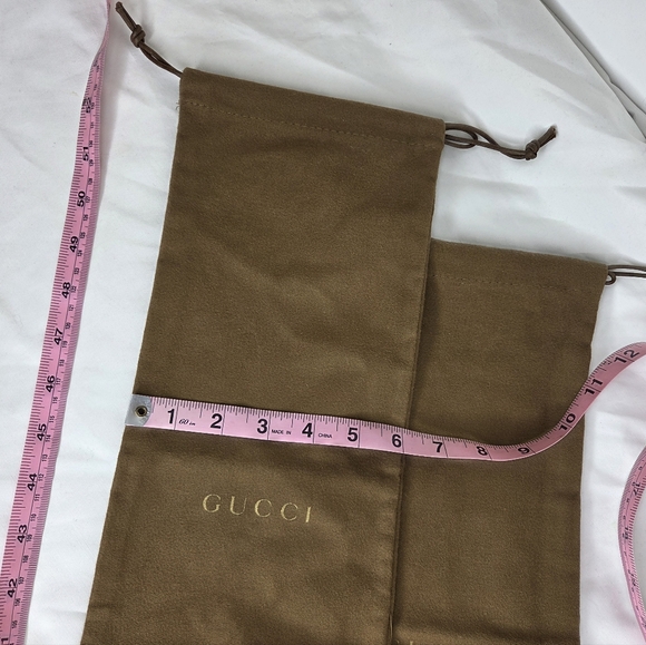 Gucci 16" X 6" - Bundle 2- Luxurious Brown Shoe Dust Bag - Picture 6 of 8